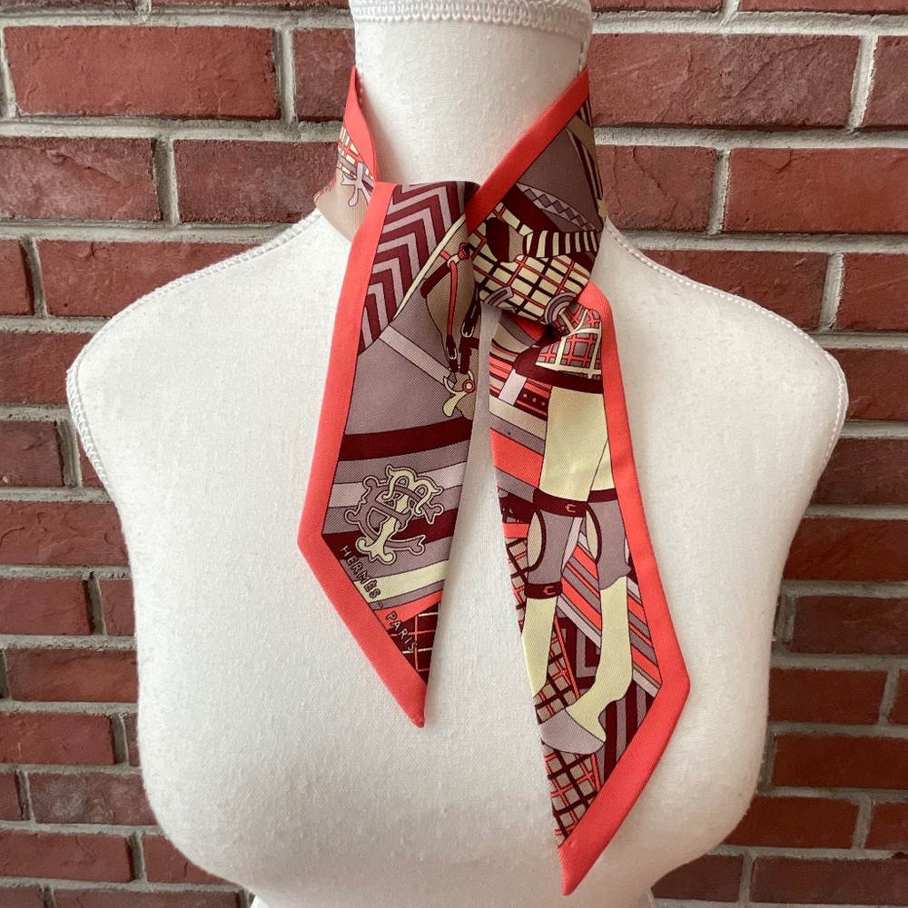 Hermes Pour Sortir Twilly Silk Signed Scarf Made in France